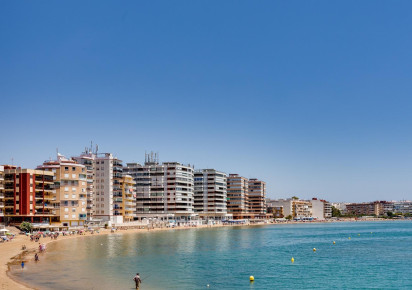 Resale · Apartment · Torrevieja · Habaneras
