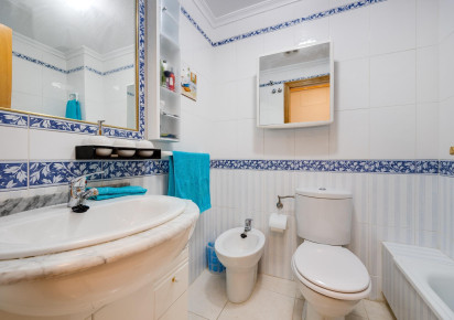 Resale · Apartment · Torrevieja · Habaneras