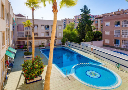 Resale · Apartment · Torrevieja · Habaneras