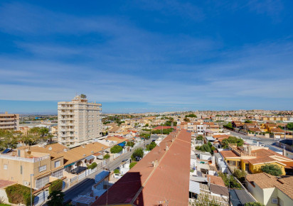 Resale · Apartment · Torrevieja · Nueva Torrevieja