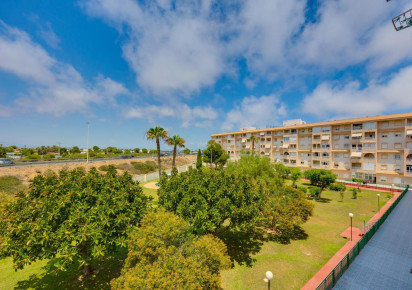 Resale · Apartment · Torrevieja · Parque las naciones