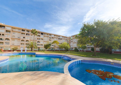 Resale · Apartment · Torrevieja · Parque las naciones