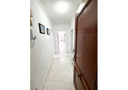 Resale · Apartment · Torrevieja · Playa de los Locos