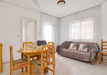 Resale · Apartment · Torrevieja · Playa del cura