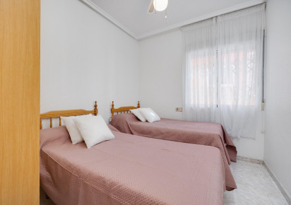 Resale · Apartment · Torrevieja · Playa del cura