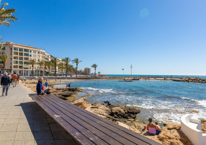 Resale · Apartment · Torrevieja · Playa del cura