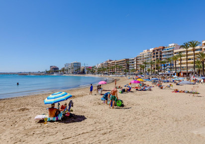 Resale · Apartment · Torrevieja · Playa del cura