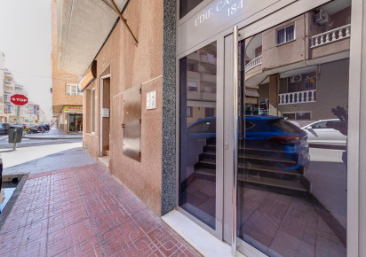 Resale · Apartment · Torrevieja · Playa del cura