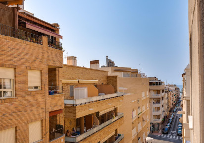 Resale · Apartment · Torrevieja · Playa del cura