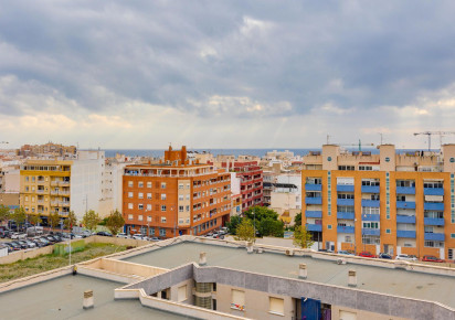 Resale · Apartment · Torrevieja · Playa del Cura