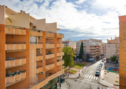 Resale · Apartment · Torrevieja · Playa del cura