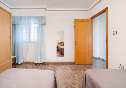 Resale · Apartment · Torrevieja · Playa del cura