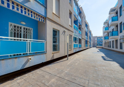 Resale · Apartment · Torrevieja · Playa del cura