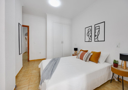 Resale · Apartment · Torrevieja · Playa del Cura