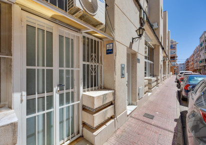 Resale · Apartment · Torrevieja · Playa del Cura