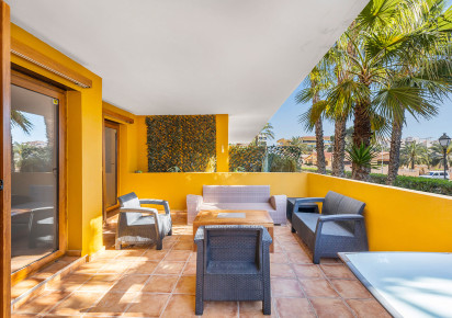 Resale · Apartment · Torrevieja · Punta Prima