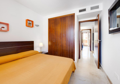 Resale · Apartment · Torrevieja · Punta Prima