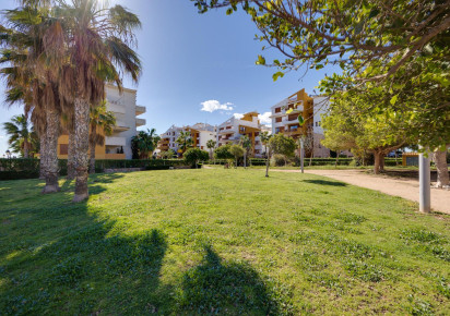 Resale · Apartment · Torrevieja · Punta Prima