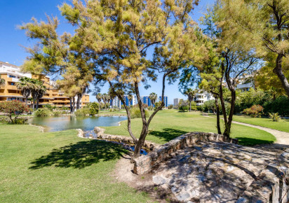 Resale · Apartment · Torrevieja · Punta Prima