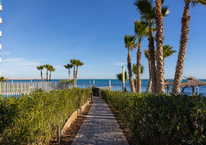 Resale · Apartment · Torrevieja · Punta Prima