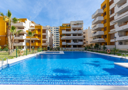 Resale · Apartment · Torrevieja · Punta Prima