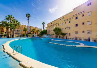 Resale · Apartment · Torrevieja · San Luis