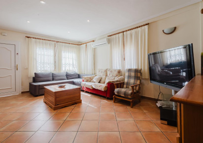 Resale · Apartment · Torrevieja