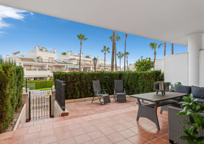 Resale · Apartment · Villamartin