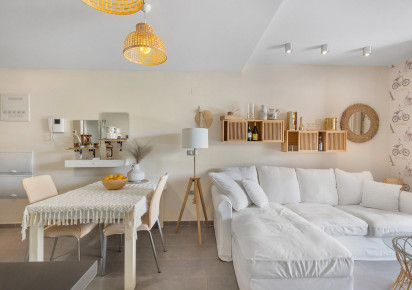 Resale · BOTTENVÅNING LÄGENHET · La Mata · Playa