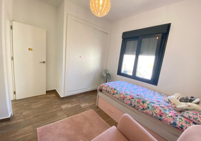 Resale · Chalet · Orihuela Costa · villamartin