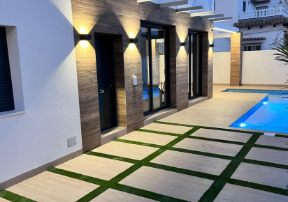 Resale · Chalet · Orihuela Costa · villamartin