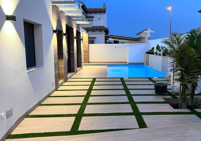 Resale · Chalet · Orihuela Costa · villamartin