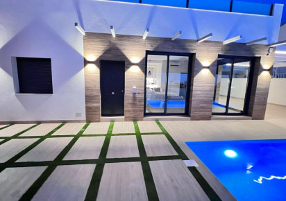 Resale · Chalet · Orihuela Costa · villamartin