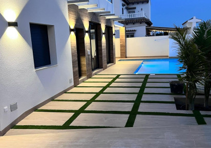 Resale · Chalet · Orihuela Costa · villamartin