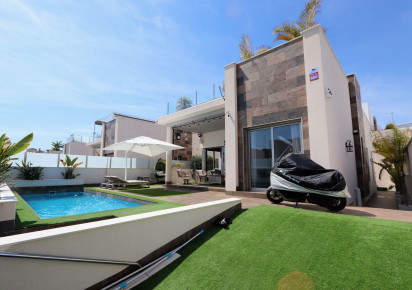 Resale · Chalet · Orihuela Costa · villamartin
