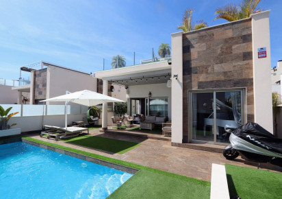 Resale · Chalet · Orihuela Costa · villamartin