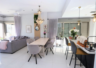 Resale · Chalet · Orihuela Costa · villamartin