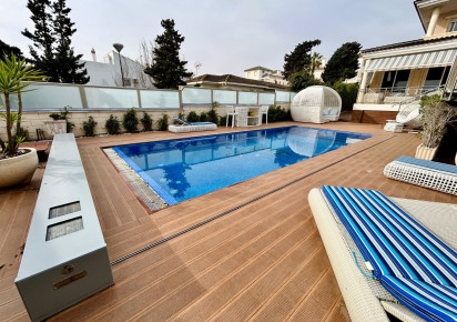 Resale · Chalet · Torrevieja · La mata