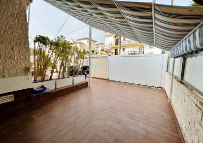 Resale · Chalet · Torrevieja · La mata