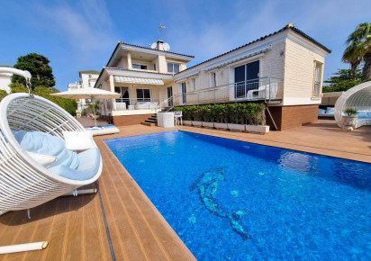 Resale · Chalet · Torrevieja · La mata