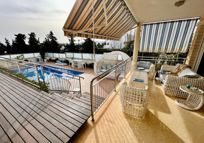 Resale · Chalet · Torrevieja · La mata