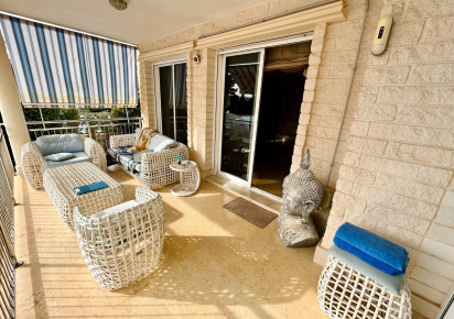 Resale · Chalet · Torrevieja · La mata
