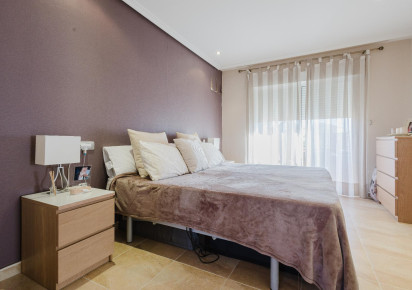 Resale · Chalet · Torrevieja · LA SIESTA