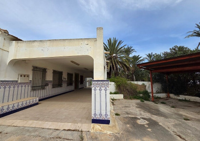 Resale · Country house · Catral