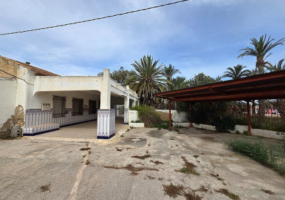 Resale · Country house · Catral