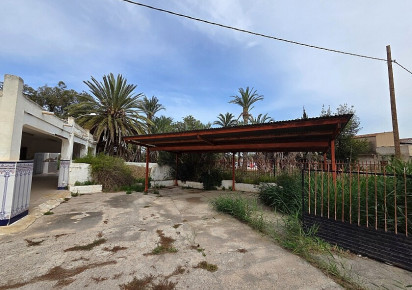 Resale · Country house · Catral