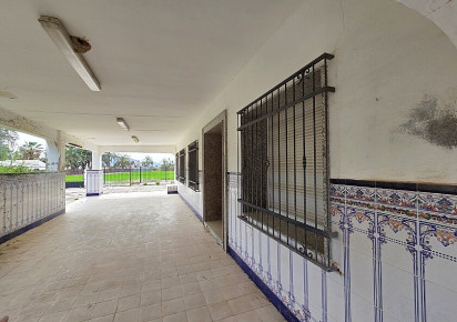 Resale · Country house · Catral