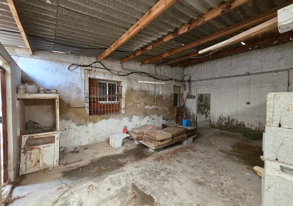 Resale · Country house · Catral