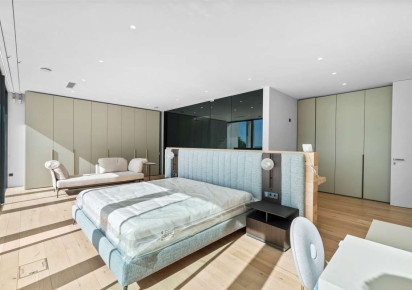 Resale · detached house · Altea