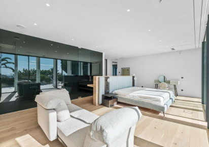 Resale · detached house · Altea